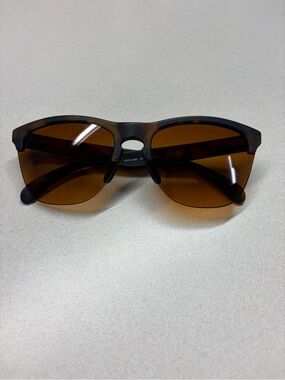 Oakley Frogskins